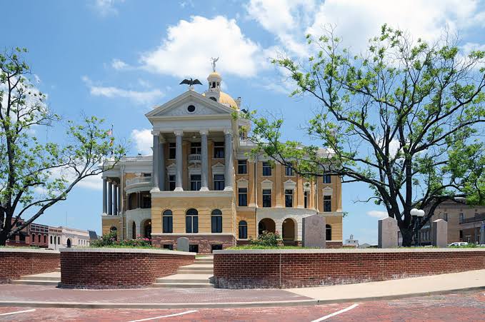 Harrison County Courthouse in Marshall Texas